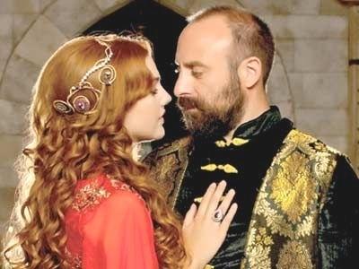 King Suleiman Kerap Sentuh Wanita Seksi, ANTV Dipanggil Komisi Penyiaran